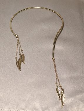 Gold Leaf Drop Collar Necklace - Elegant Open Choker